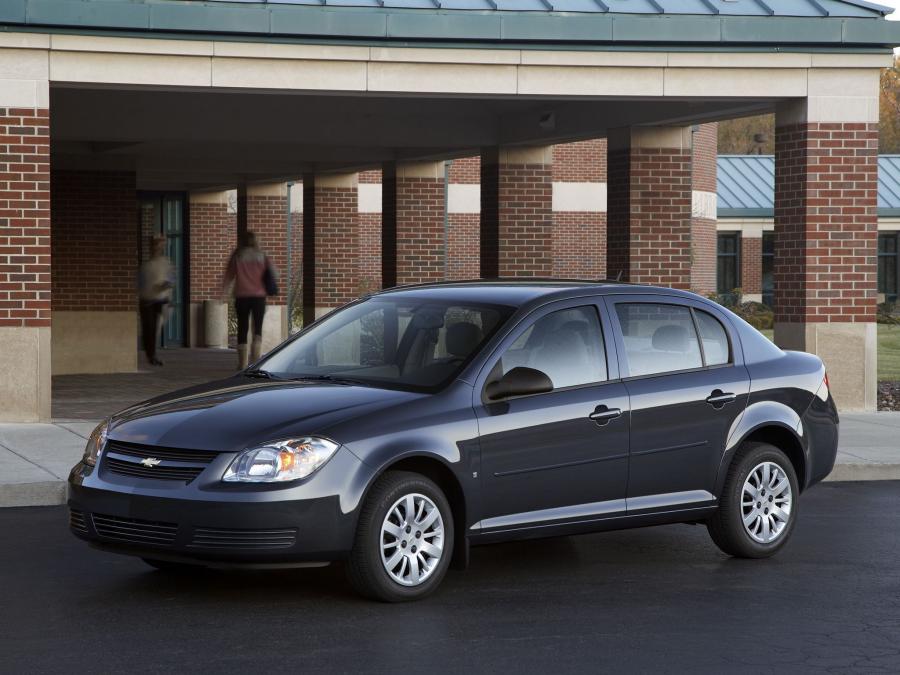  Chevrolet Cobalt Sedan 2004 года  (фото 5 из 16)